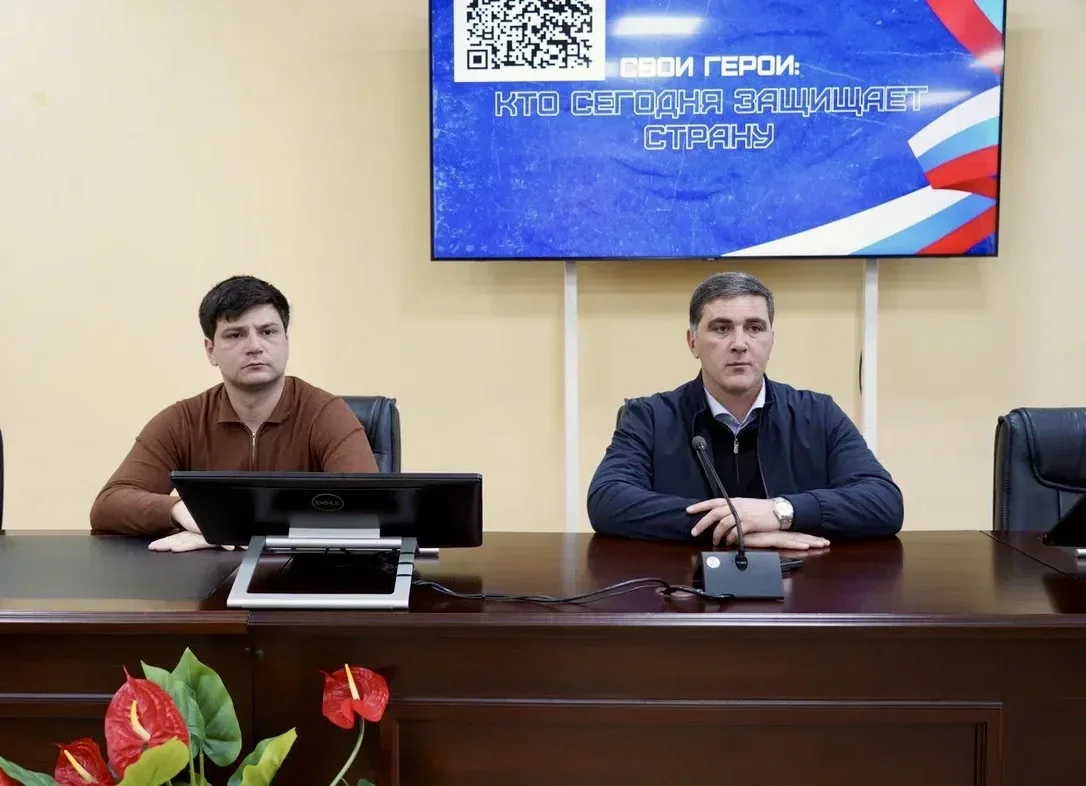 «СВОИ ГЕРОИ: Кто сегодня защищает страну»  В Карачаево-Черкесском государственном университете имени