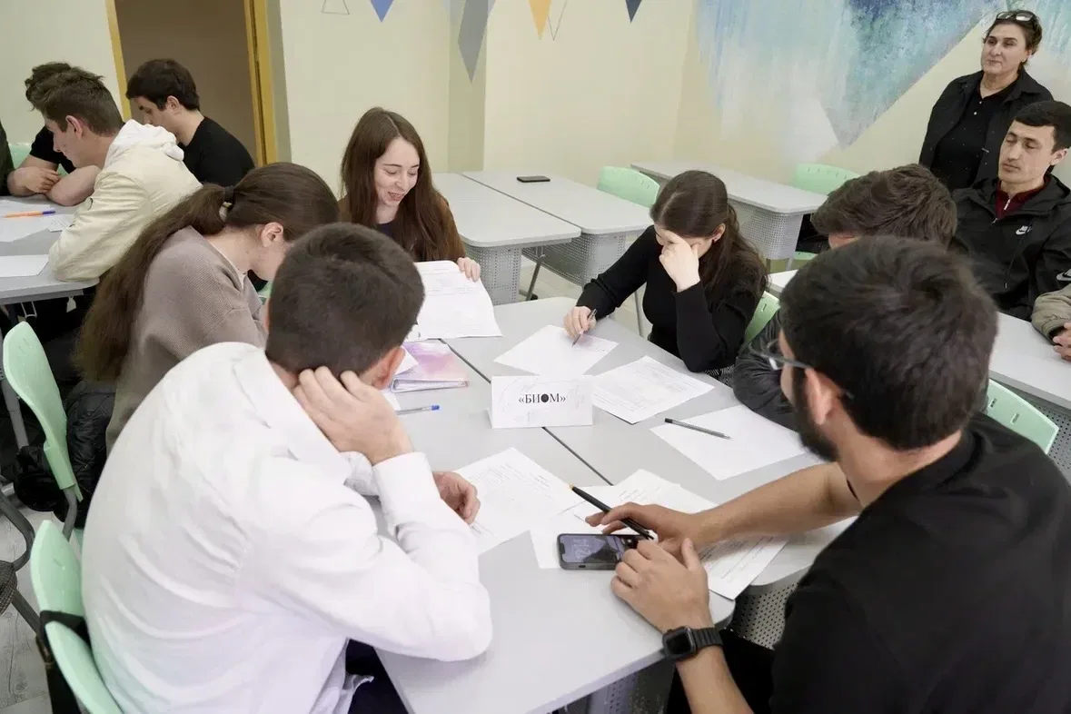 В КЧГУ прошла научно-познавательная олимпиада по географии «В гармонии с природой», приуроченная ко 