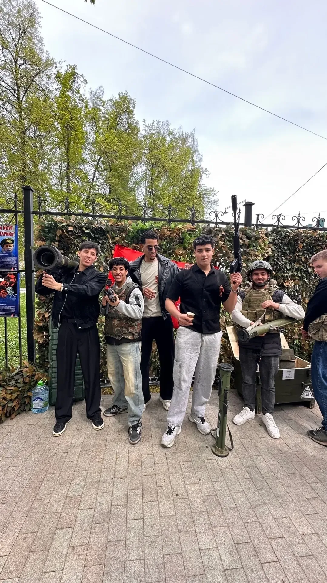 День Победы глазами студентов со всего мира  🕊️ 9 мая иностранные магистранты, студенты и слушатели 