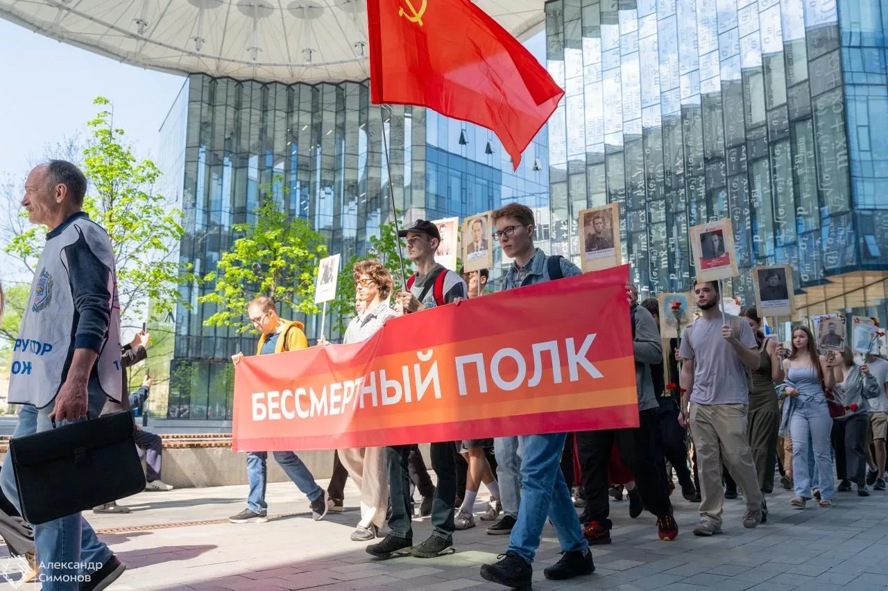 🕊️ Мы должны сохранять память о подвиге нашей страны!  День Победы — праздник мужества, силы духа и 