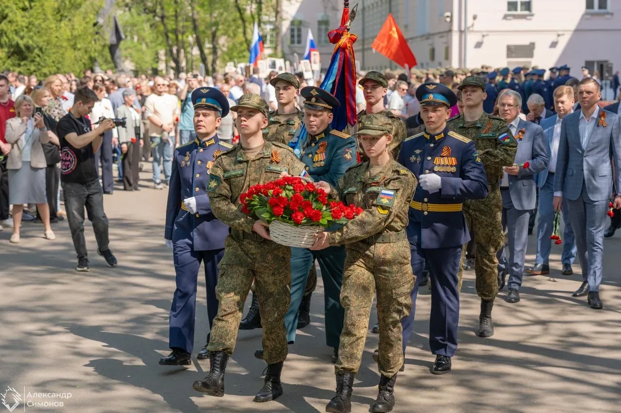 🕊️ Мы должны сохранять память о подвиге нашей страны!  День Победы — праздник мужества, силы духа и 