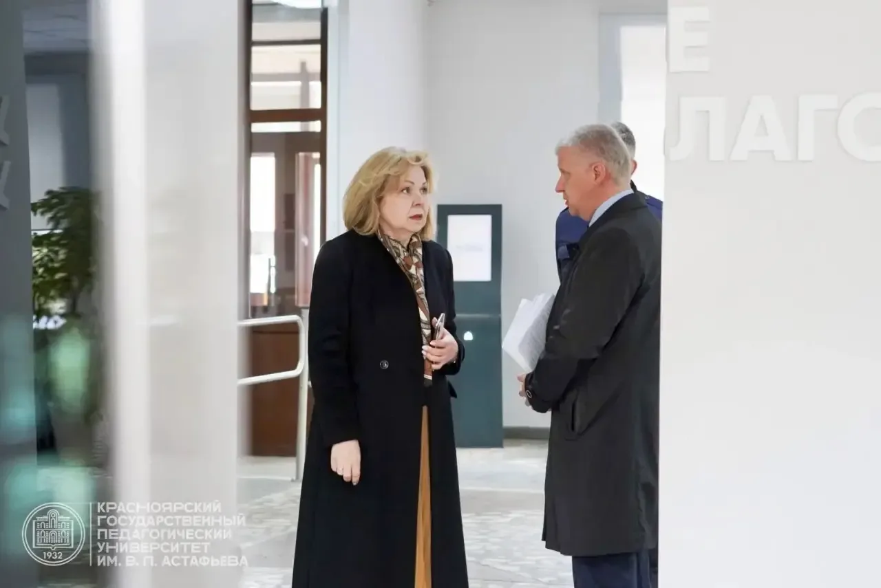 Заместитель министра просвещения РФ Андрей Николаев посетил КГПУ с рабочим визитом ☝🏻  В КГПУ с рабо