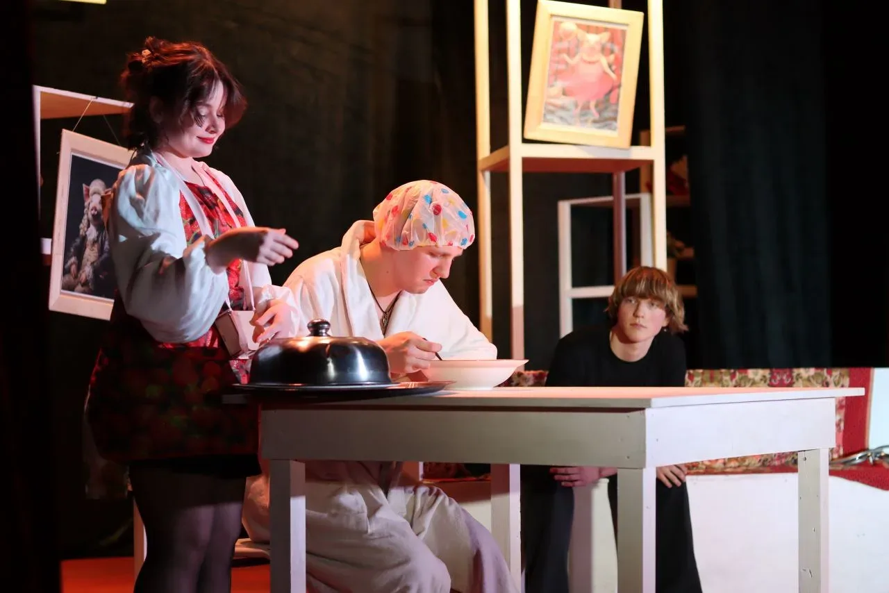 В ГСГУ – «Ревизор». Сегодняшний и вечный 🎭  В ГСГУ два дня показывали спектакль «Ревизор на все врем