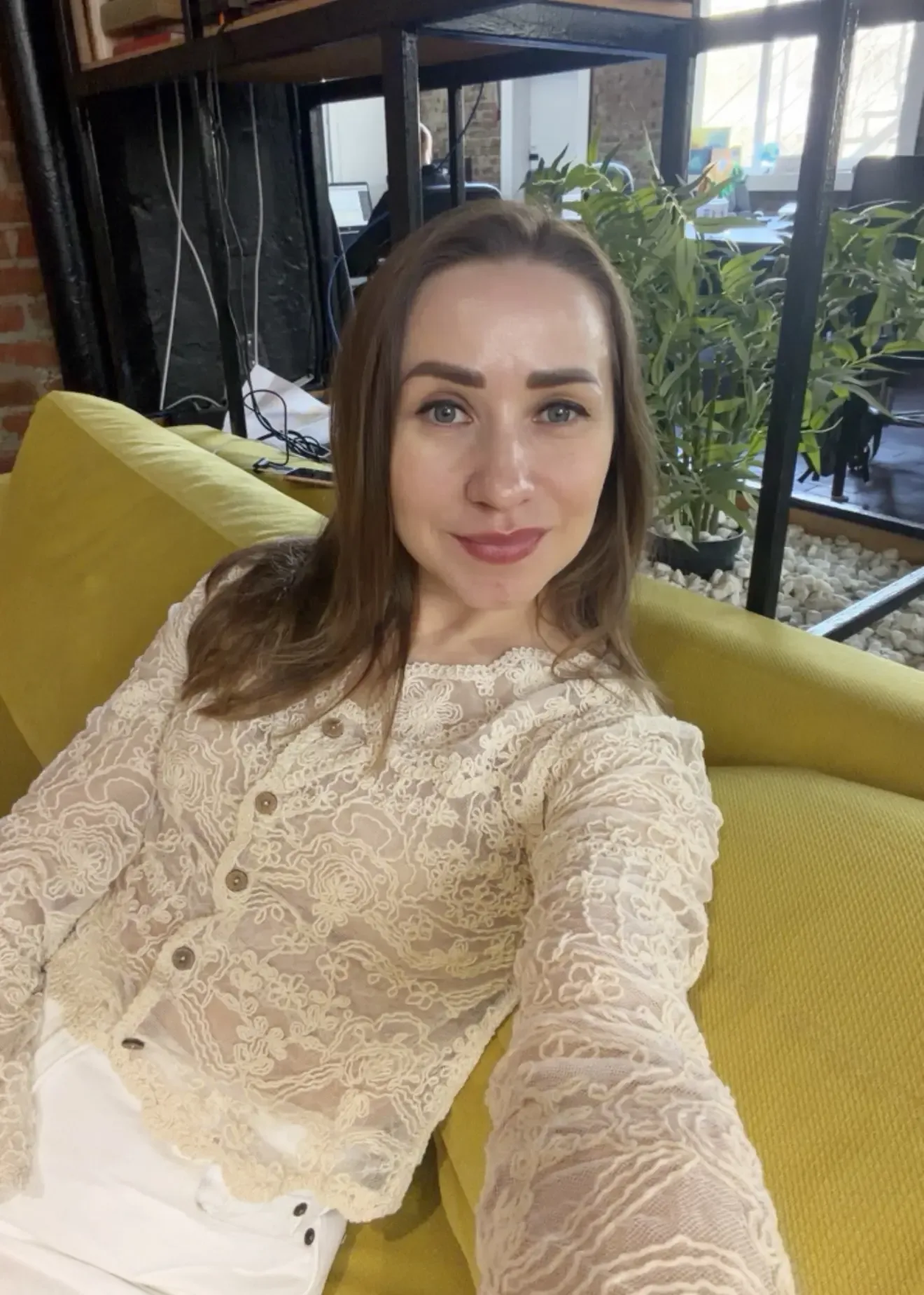 ЛЮБИТЬ СЕБЯ   Любовь - значит дать/отдать, она абсолютна и безгранична, полноценна и самодостаточна,