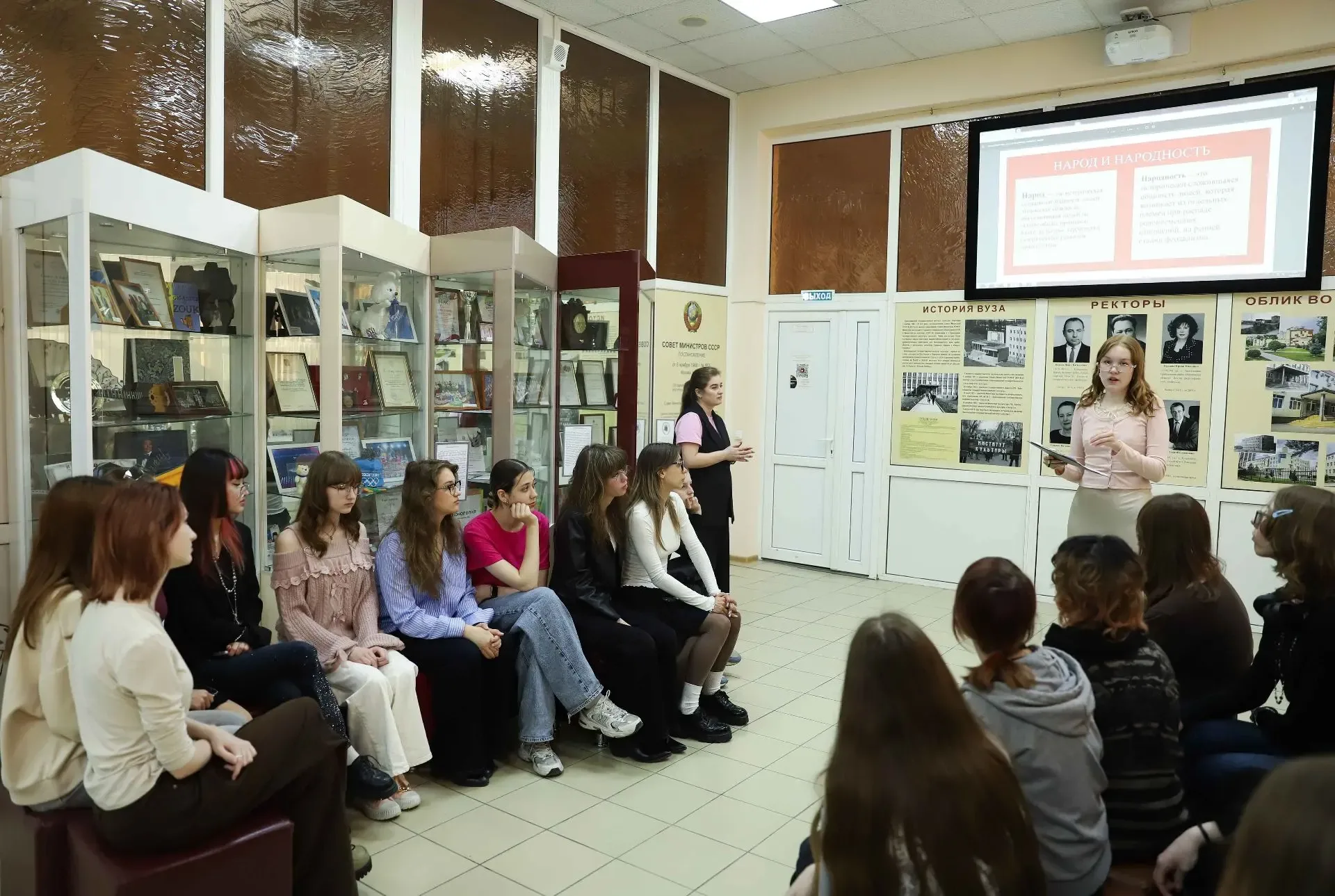 В КГИК прошли мероприятия, посвященные Году единства народов России  В Краснодарском государственном