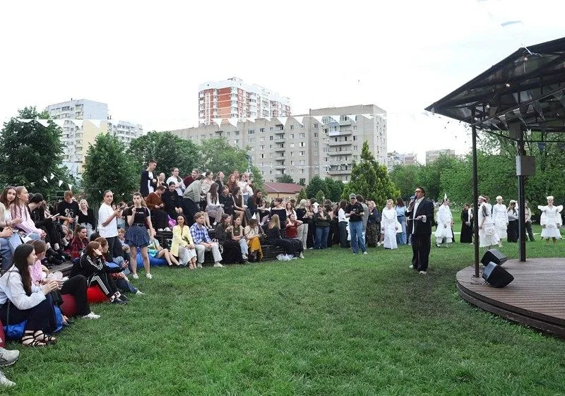 В КГИК прошли круглый стол, посвященный креативным индустриям, и фестиваль "ЭЙРКГИК"  В Краснодарско