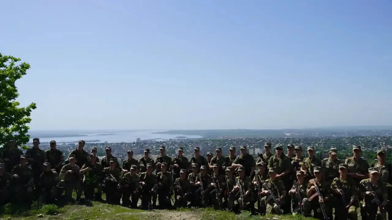 В Саратовском военном институте Росгвардии состоялся «Марш памяти»  🇷🇺В год 10-летия Росгвардии и 21