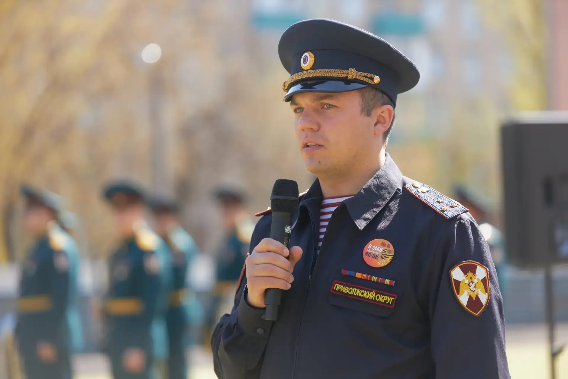 Военнослужащие казанского полка Росгвардии стали почетными гостями торжества ко Дню Победы в подшефн