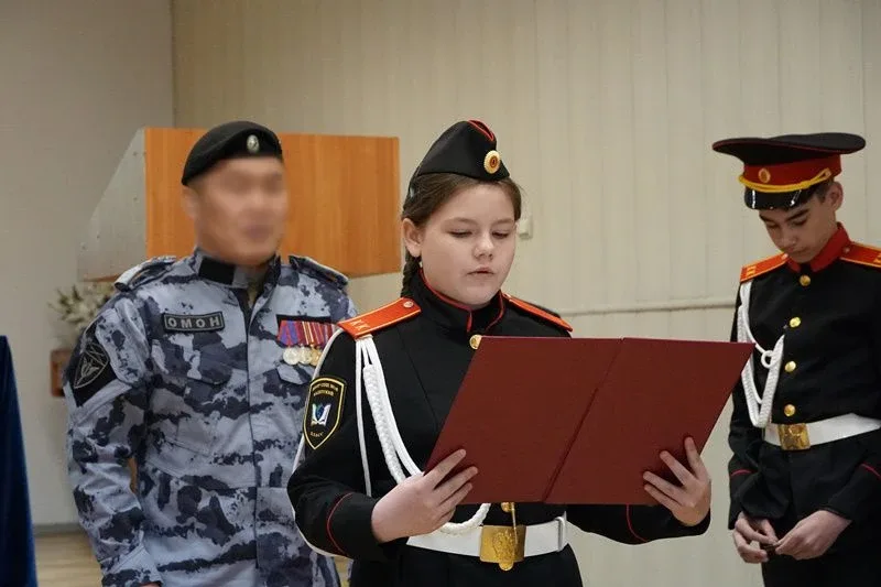 🇷🇺 Пока кадеты росгвардейского класса в Амурской области готовятся к выпускным экзаменам и балам, их