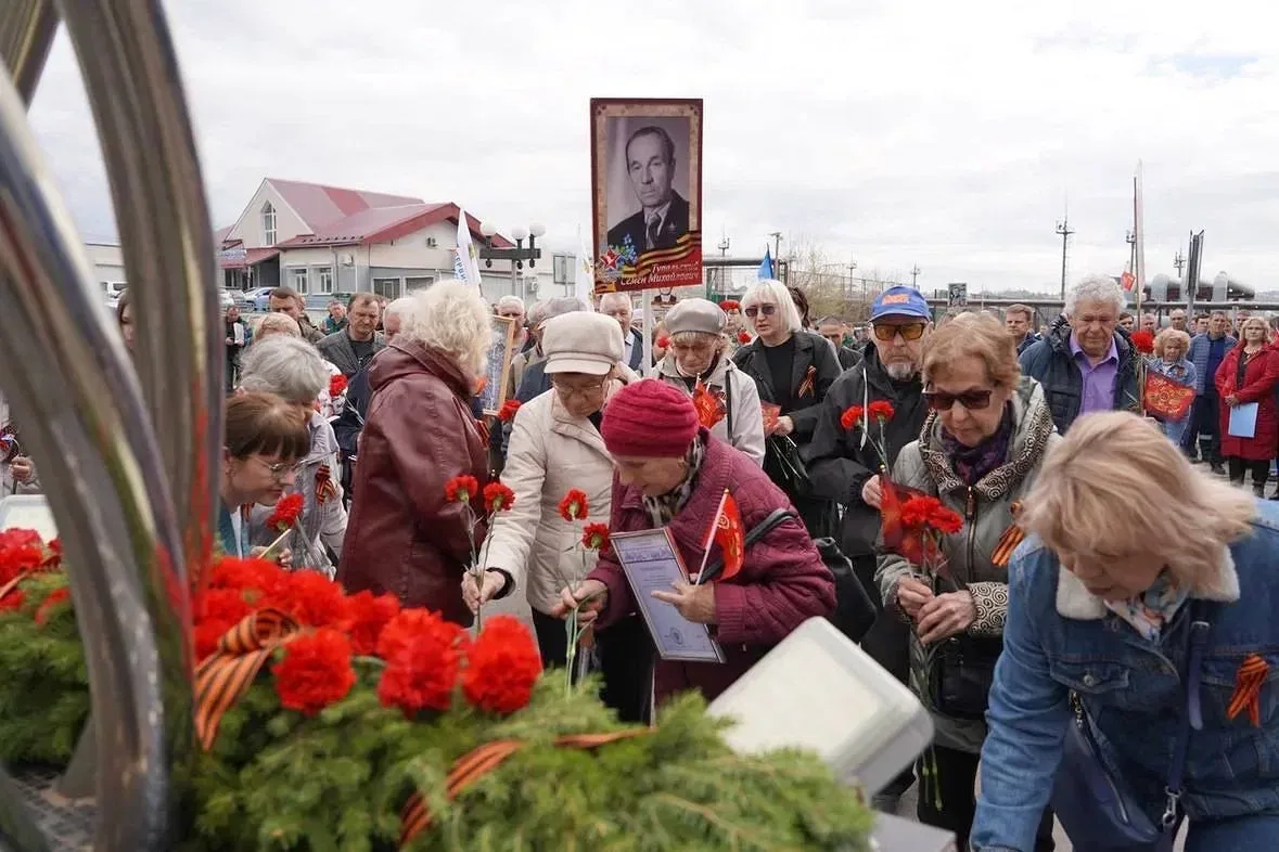 С благодарностью поколению победителей.  В преддверии Дня Победы сотрудники Эн+ проводят памятные ме