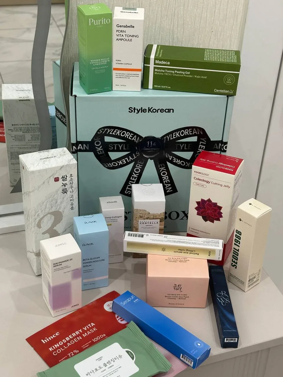 Пришла коробочка от Style Korean 😍   Доставка в Ростов заняла 25 дней, достаточно оперативно. И это 
