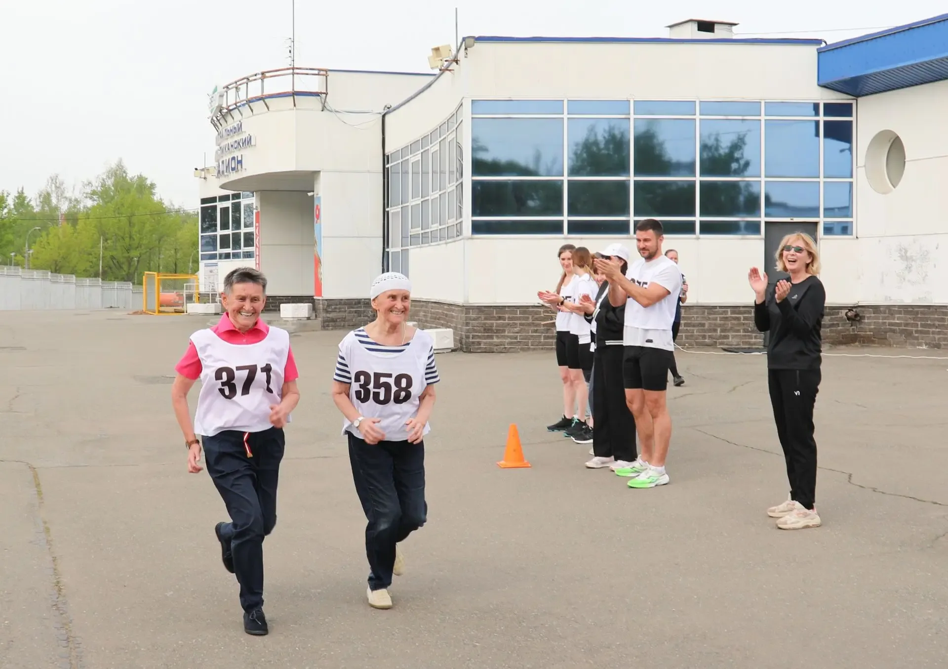 🏃Сотрудники УдГУ пробежали победные километры на Спартакиаде «Здоровье»!   Вчера на стадионе «Зенит»