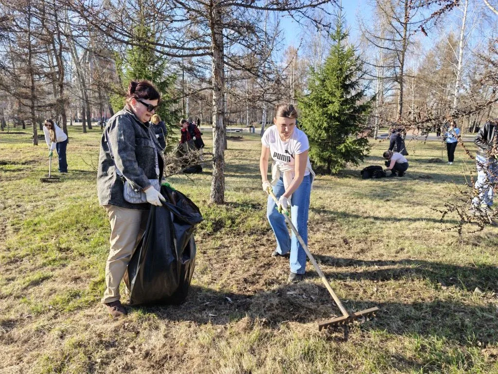 🧹 🌳🌲 Дружный коллектив Министерства здравоохранения Красноярского края присоединился к Всероссийском