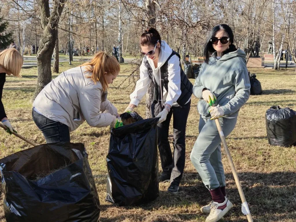 🧹 🌳🌲 Дружный коллектив Министерства здравоохранения Красноярского края присоединился к Всероссийском