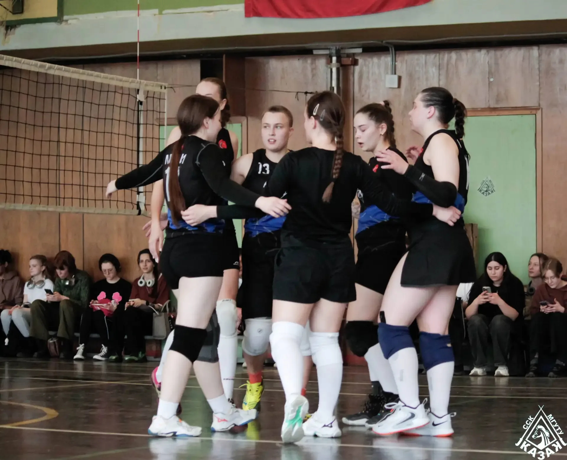 Спортсмены МГРИ показали отличные результаты!  🏆 Команда колледжа МГРИ по футболу, несмотря на стату