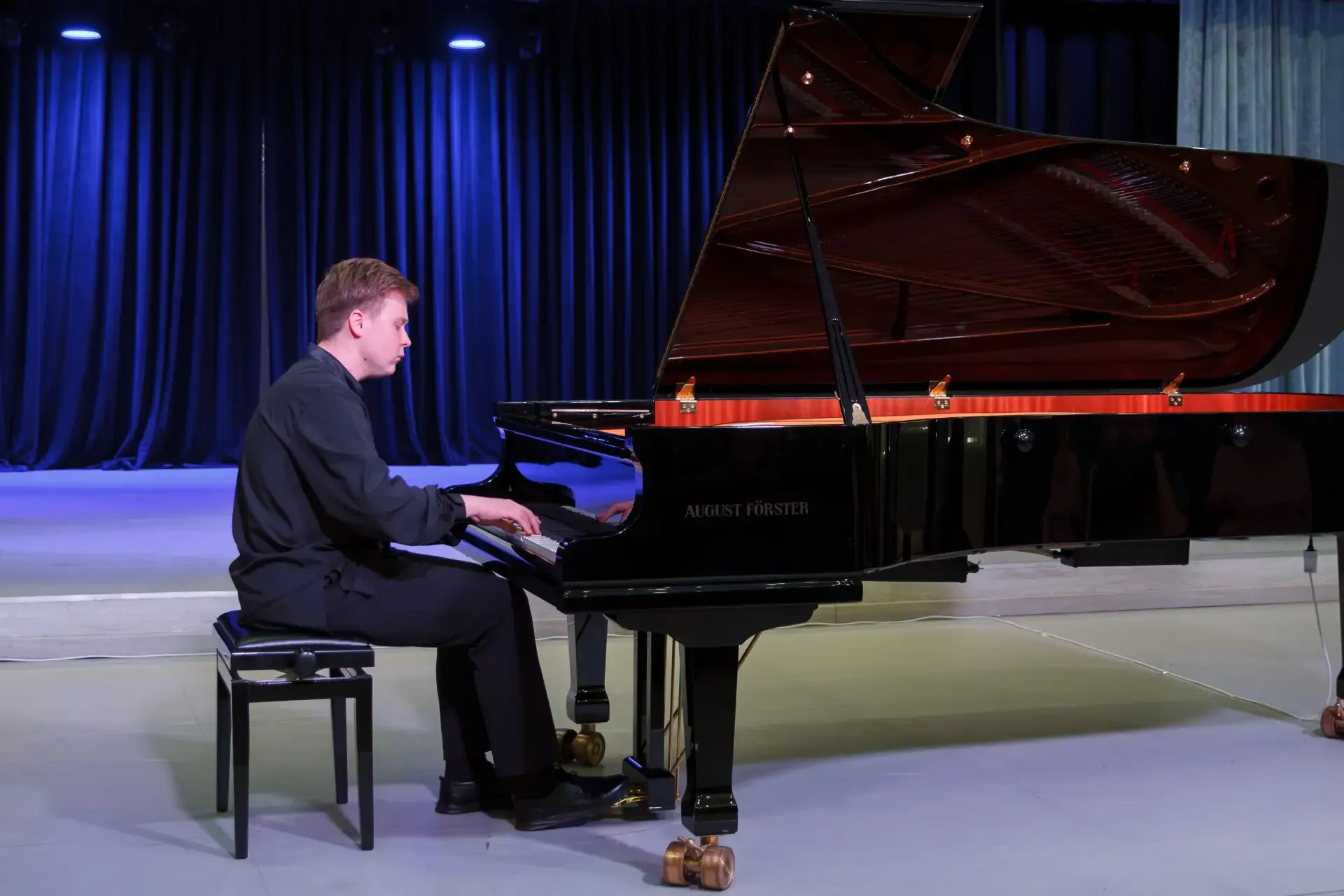 В КемГИК прошел концерт фортепианной музыки «Великие земли русской»  🎹 30 апреля 2026 года концертны