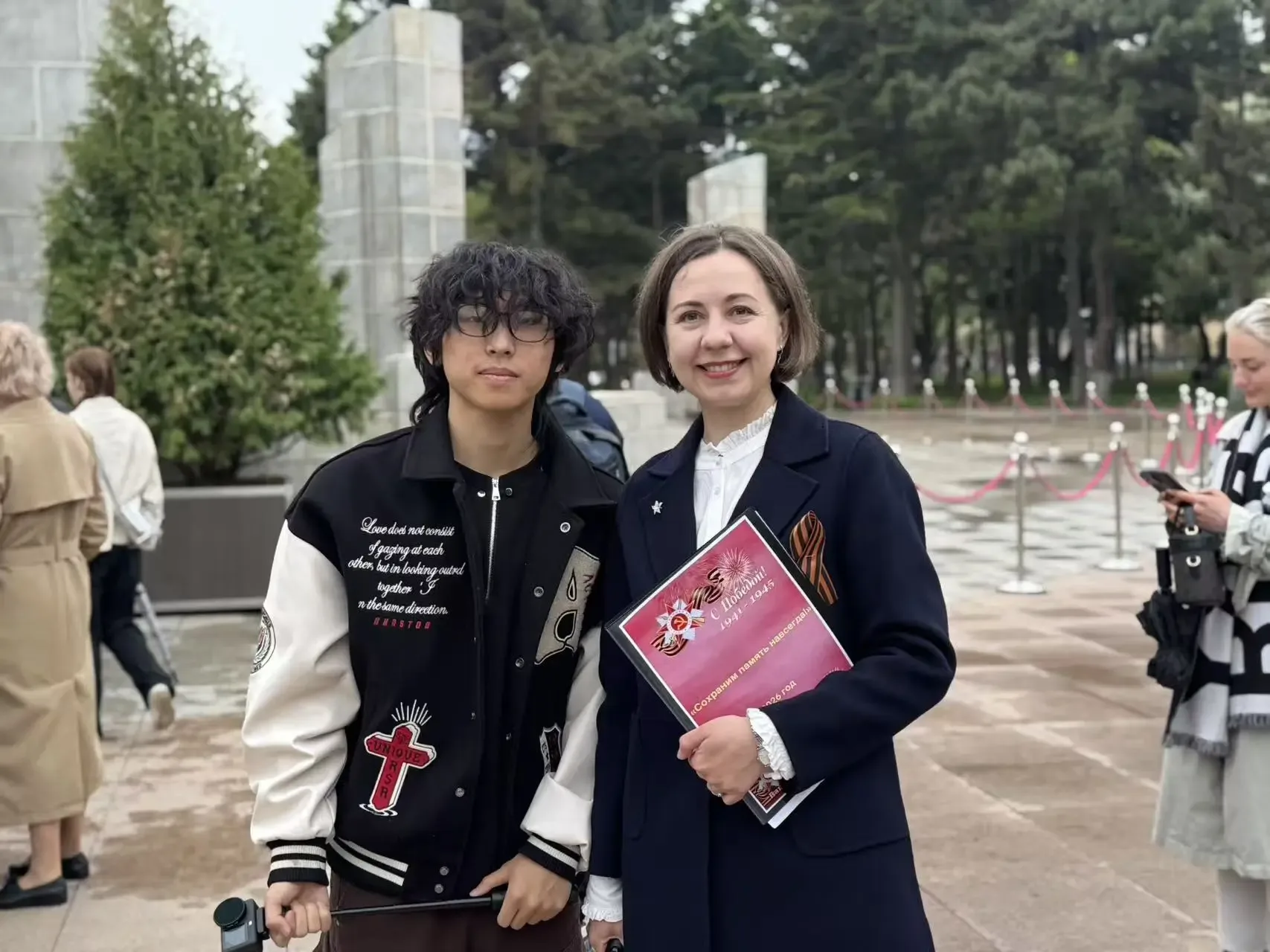 День Победы прошел на Народной площади города Чанчунь (КНР)  🇨🇳 10 мая 2026 года на Народной площади