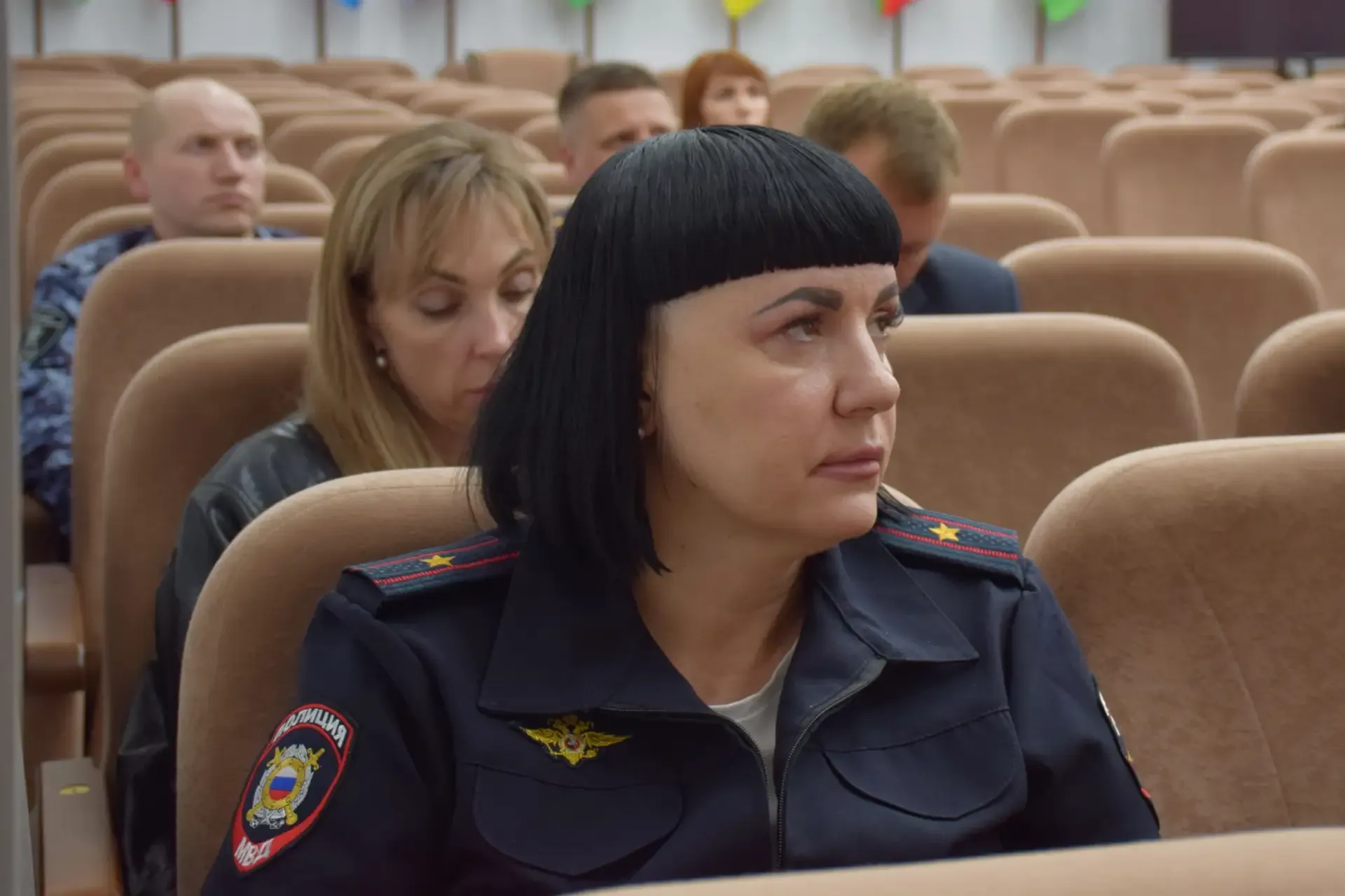 Безопасное лето и единство подходов  На Кубани обсудили защиту детей от деструктивных угроз.  На кра