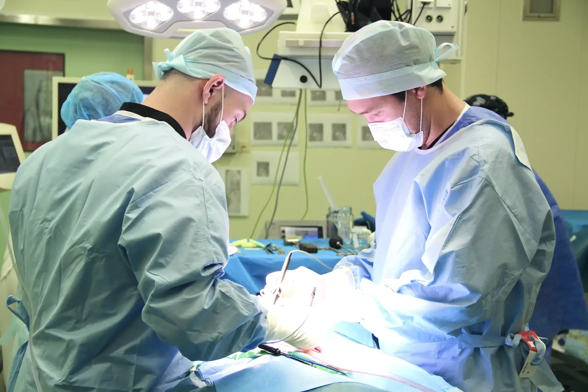 🏥Врачи РДКБ вернули возможность ходить подростку из Донбасса после падения с высоты   Четырнадцатиле