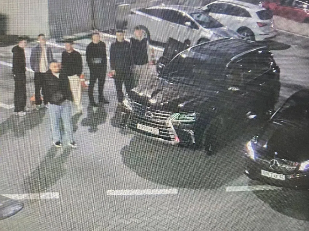 🤦‍♂️Золотая молодёжь в Симферополе устраивает дрифт на улице Толстого и мешает жителям  ✅Новости Сев