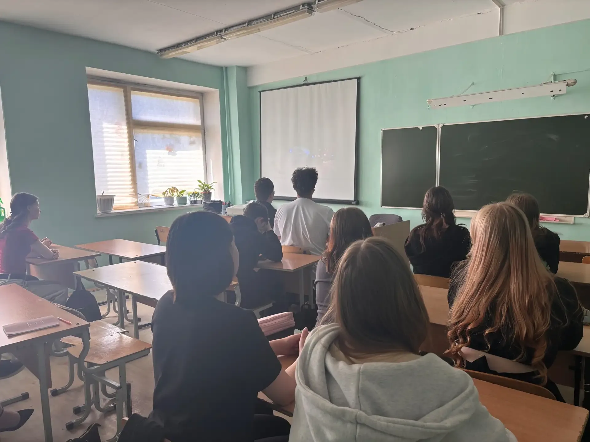 18 мая – День музеев! 🇷🇺   Наши обучающиеся 9-х классов совершили захватывающее путешествие в прошло