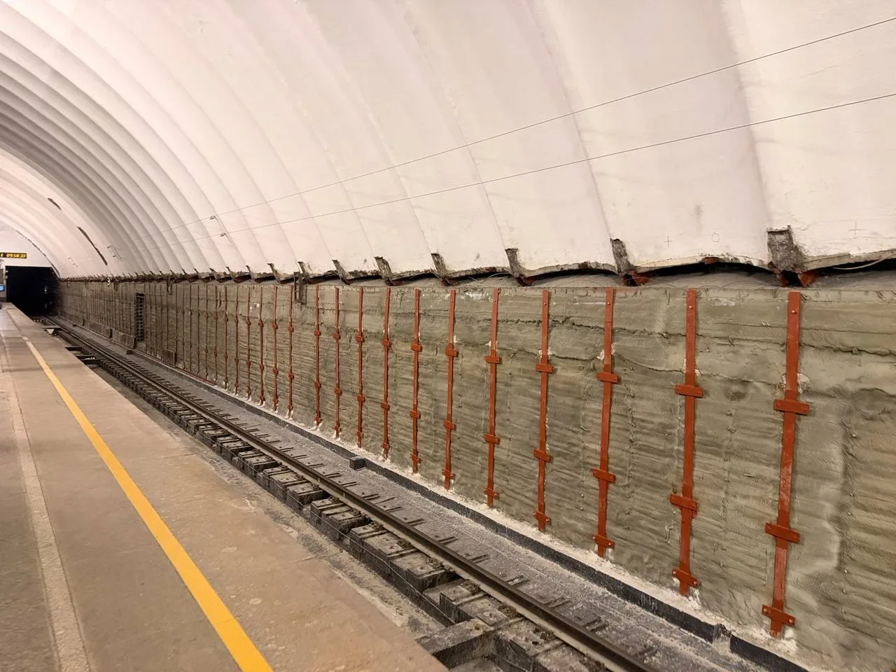 👷🏻‍♂️ На станции «Старая деревня» Фрунзенско-Приморской 🚇 линии метрополитена Петербурга продолжаютс