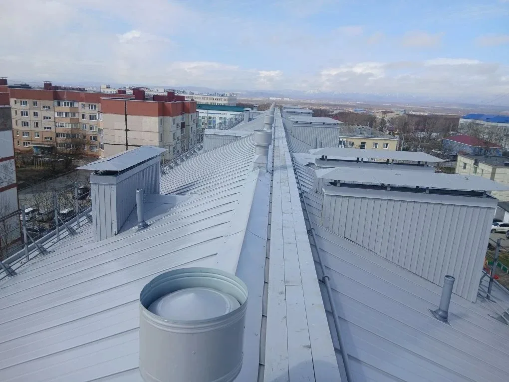 👷В Сахалинской области капитально отремонтировано свыше 50 конструктивных элементов в 37 домах  В ре