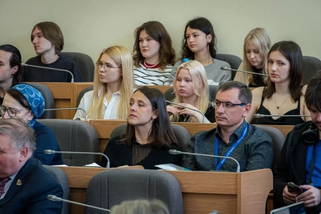 📖 Салават Сагитов выступил на I Петербургском международном филологическом форуме  Программа форума 