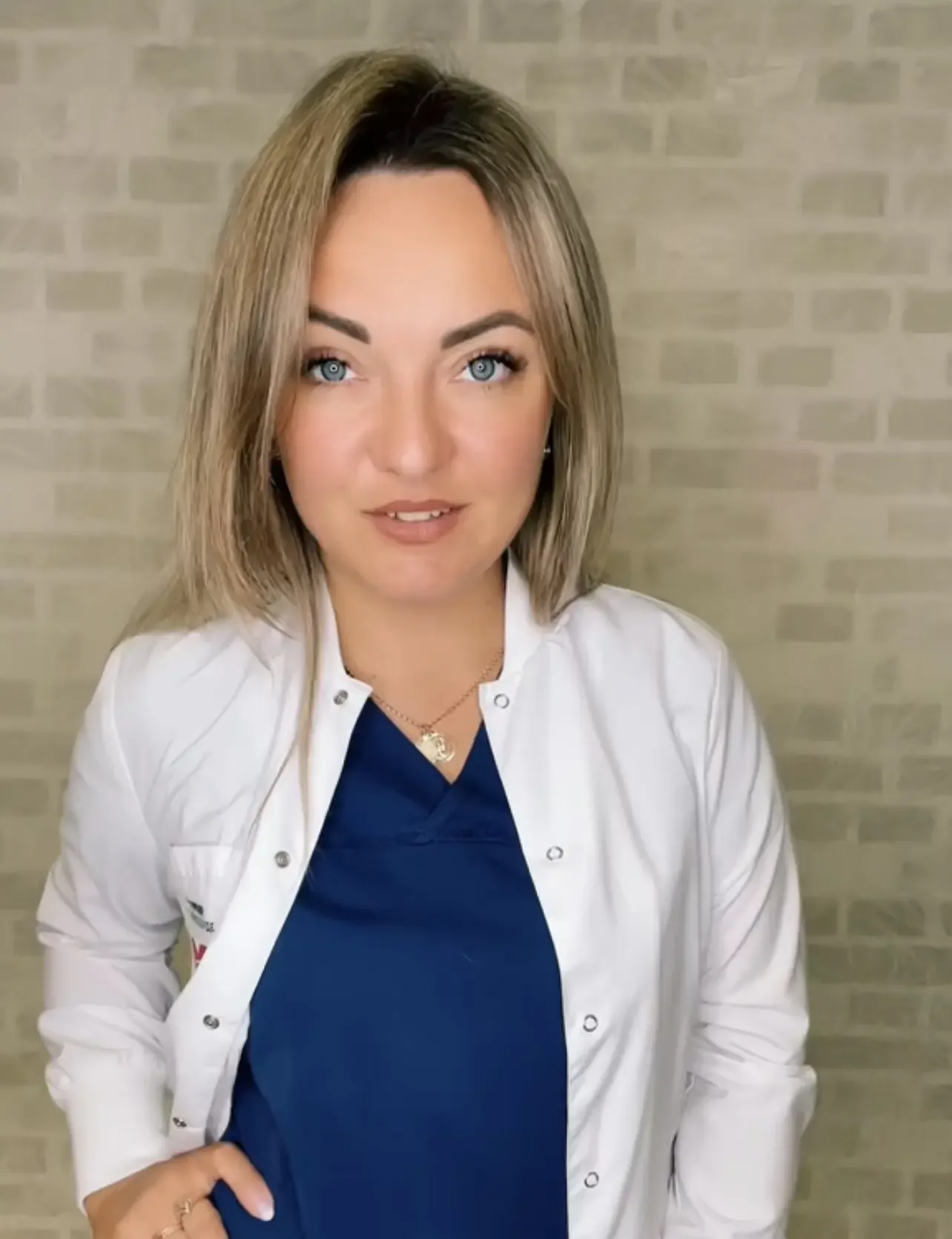 👃 3 САМЫЕ ЧАСТЫЕ ПРИЧИНЫ ЗАПАХА ИЗО РТА (ЭТО НЕ ЛУК И НЕ ЧЕСНОК)  Проснулись, почистили зубы, а запа