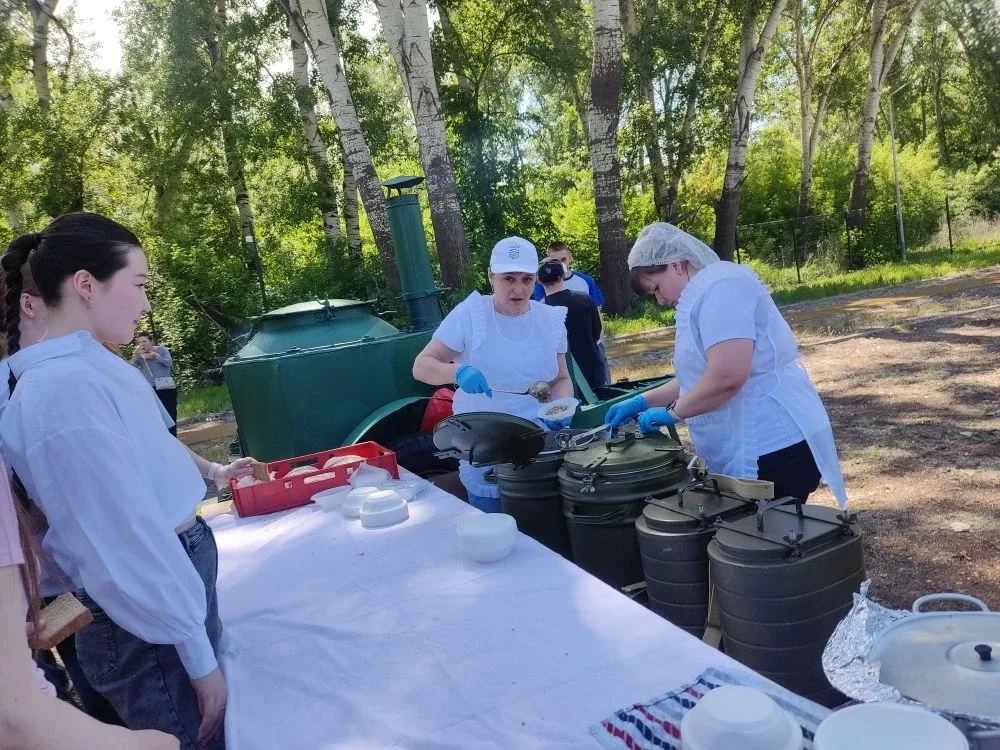 В ОрГМУ провели реконструкцию работы военных медиков в зоне СВО  Сегодня на территории спортивной ба