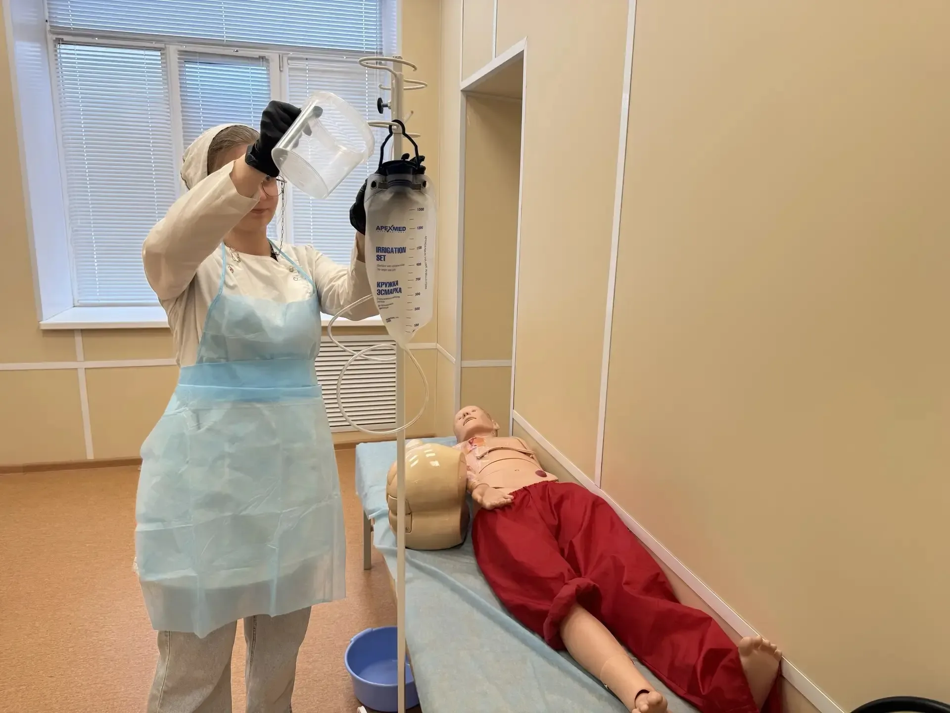Первокурсники продемонстрировали теоретические знания и практические умения   На кафедре «Обучающий 