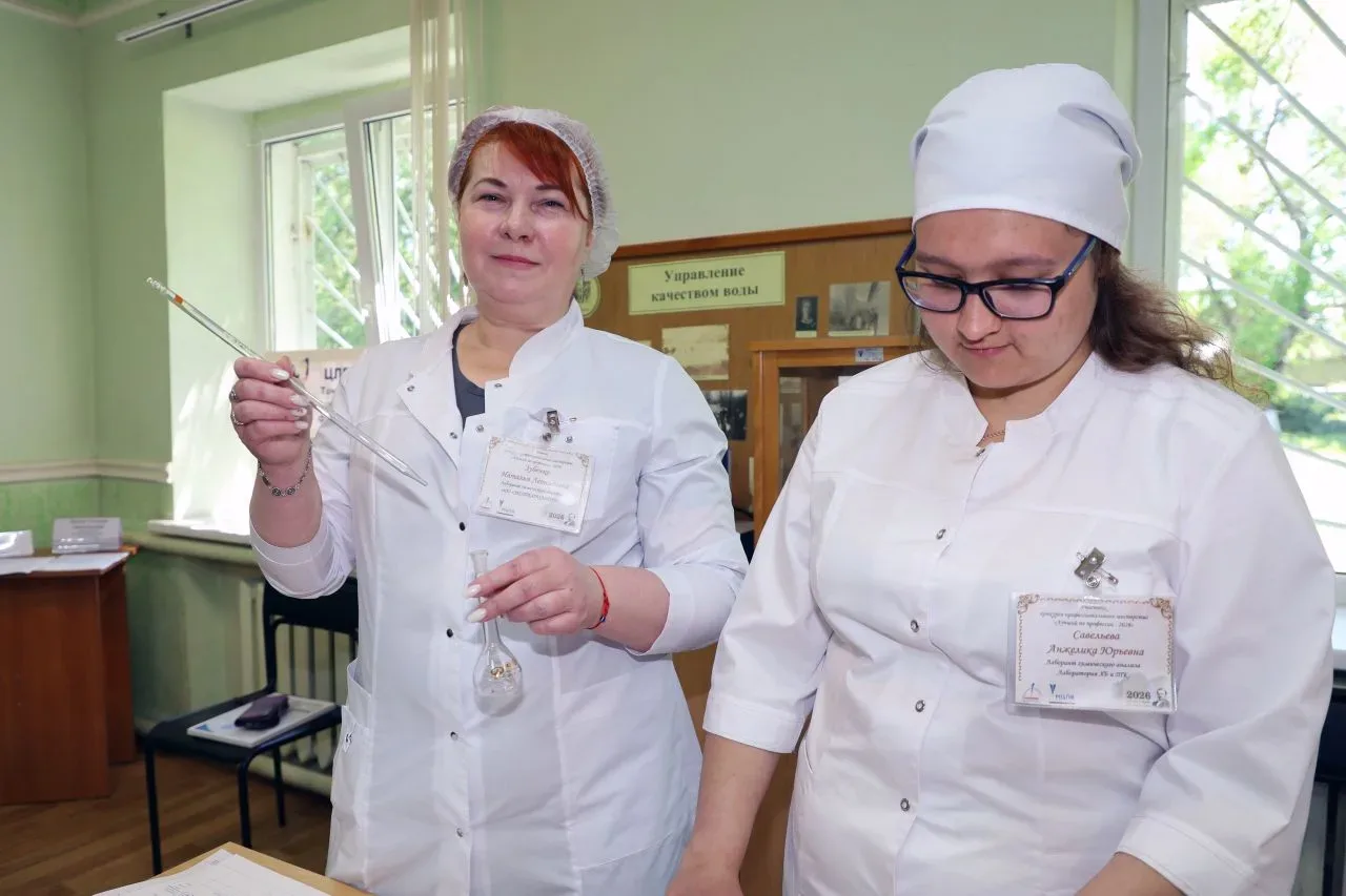 Состязания начались! ⌛  🔧 На учебном полигоне команды плечом к плечу соревнуются ремонтные бригады с
