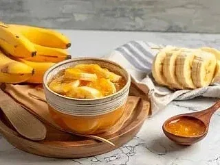 Банановое варенье с лимоном 🍌  Нежное банановое варенье с лёгкой лимонной кислинкой и приятным арома
