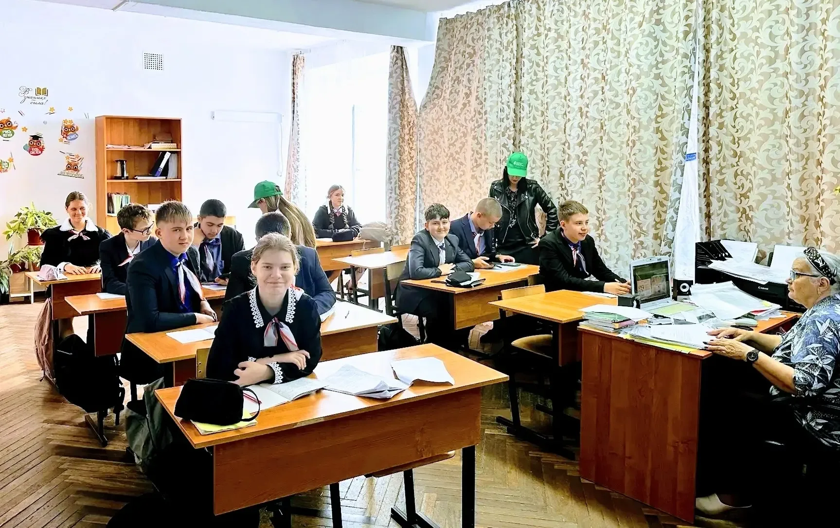 Работники отрасли и школьники Кущевского района принимают участие во Всероссийском онлайн-голосовани