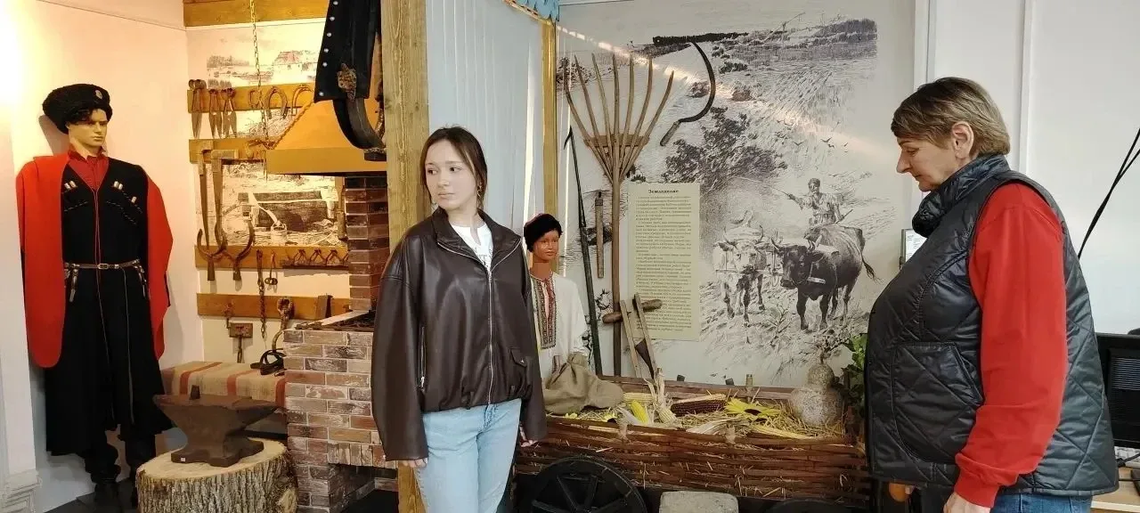 🏆 Лариса Анатольевна Каменная: Укрепляя связь между музеем и техникумом  Сегодня в рамках «Ночи музе