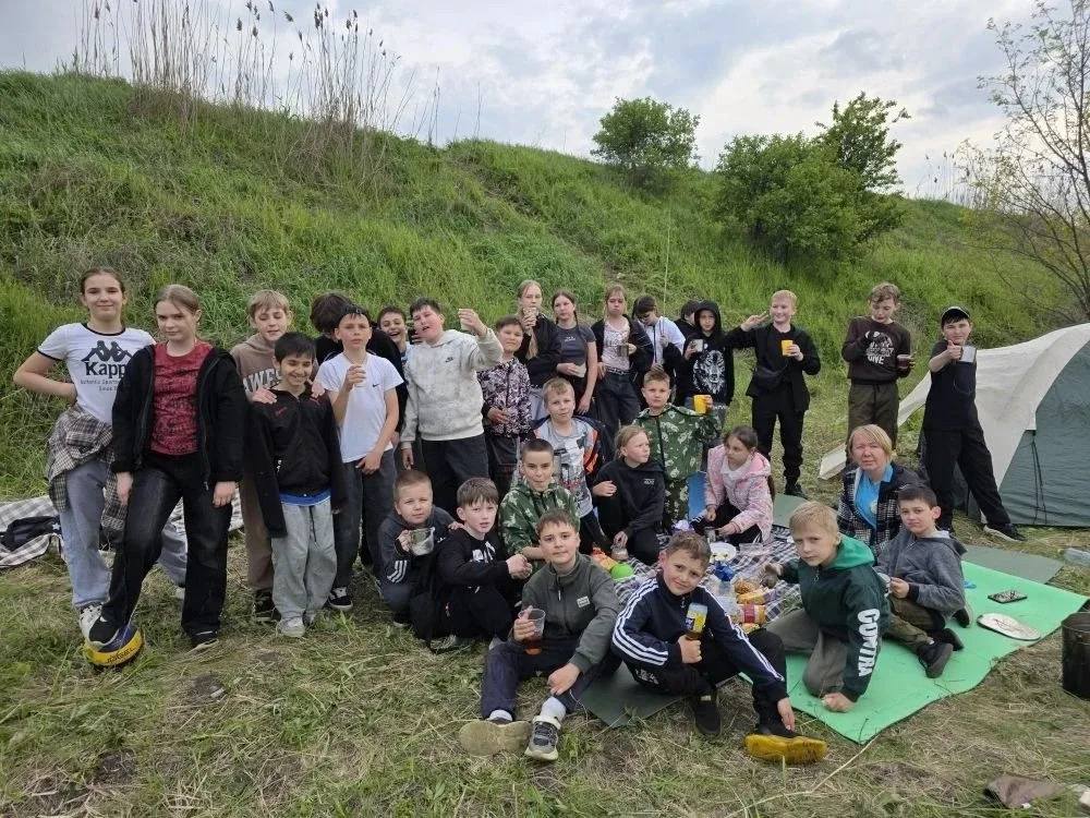 📢 📢 📢 В минувшие выходные ученики школы №15 отправились в увлекательный поход выходного дня по посёл