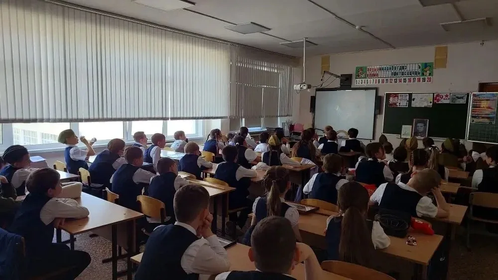 Киноуроки «Великая Победа: взгляд потомков»: история семьи в кадре   9 Мая в гимназии прошли необычн