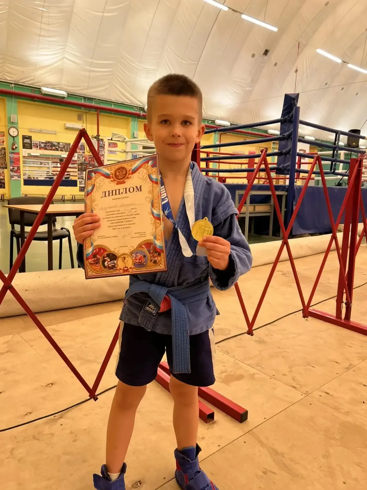 НАШИ ПОБЕДЫ! 👏🥇   Поздравляем с блестящей победой Артёма Сердюкова и Матвея Черноморцева, учеников 1