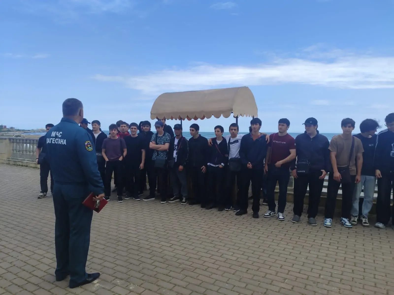 🛟 Профилактические мероприятия по безопасности на воде для студентов ДГТУ  Сотрудники Дербентского п