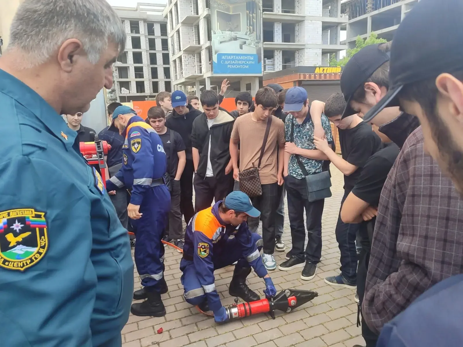 🛟 Профилактические мероприятия по безопасности на воде для студентов ДГТУ  Сотрудники Дербентского п