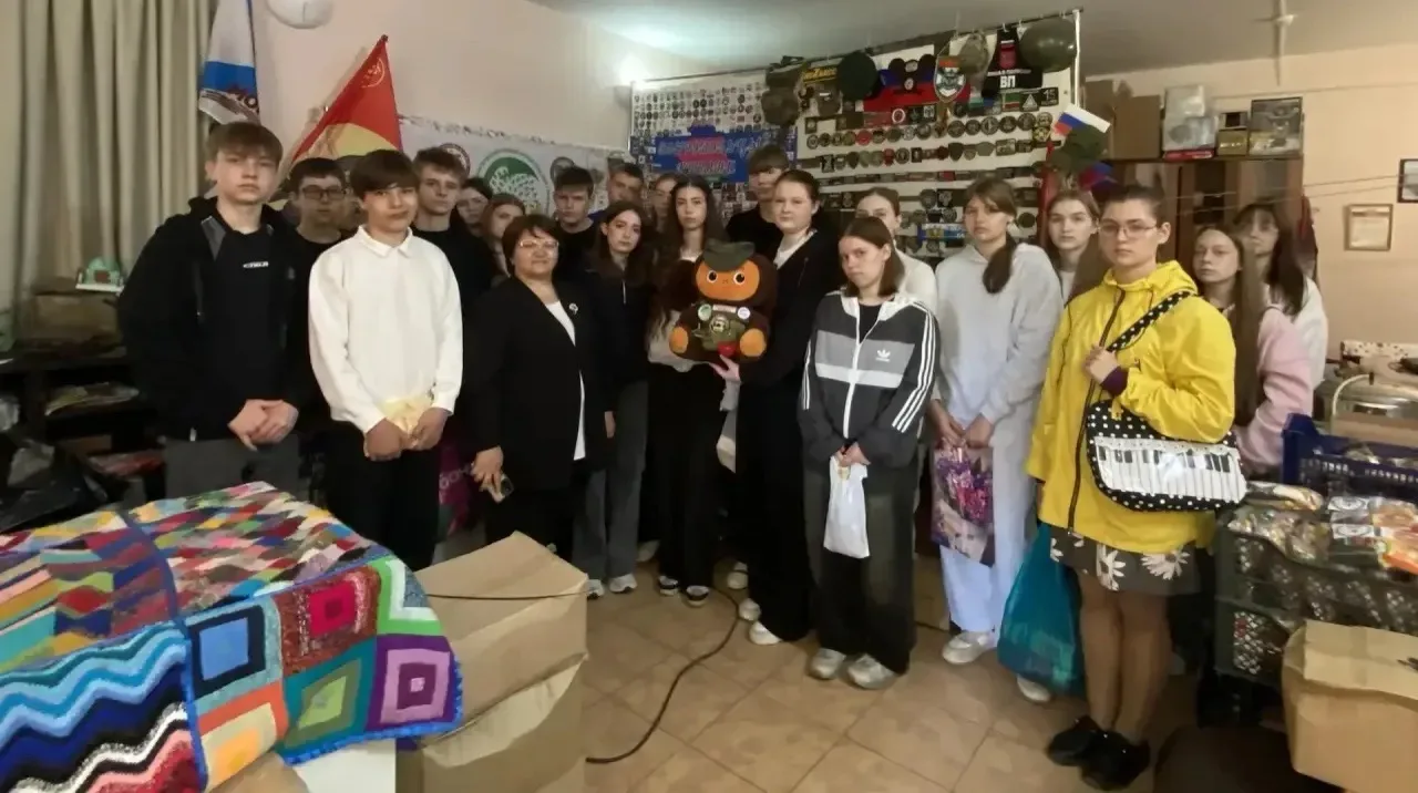 Ребята ✨8б и ✨8в, объединившись, побывали вчера в месте добра и силы💪, в скромном месте, где неравно