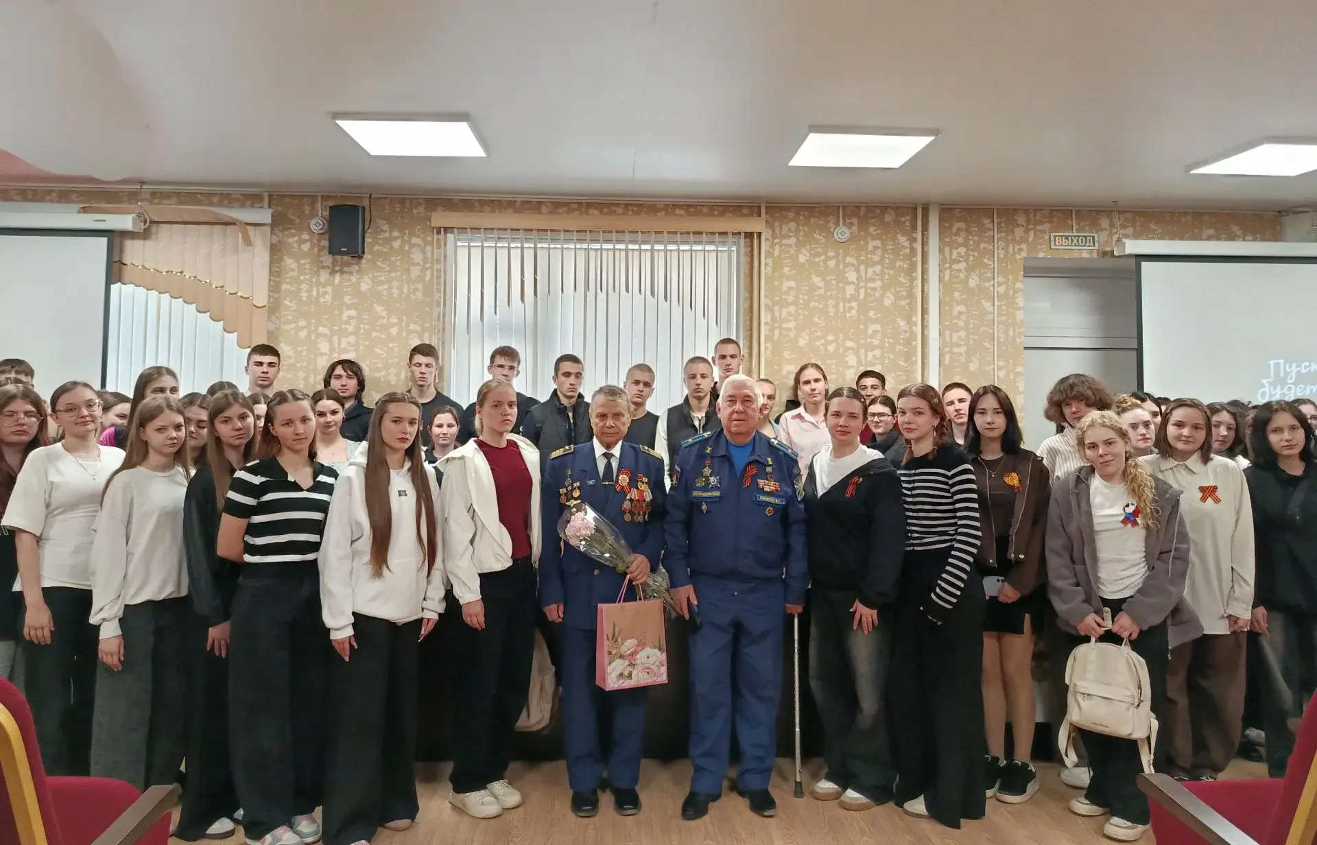 🎖 Ко Дню Победы по всей стране прошли памятные встречи с ветеранами Великой Отечественной войны. Так