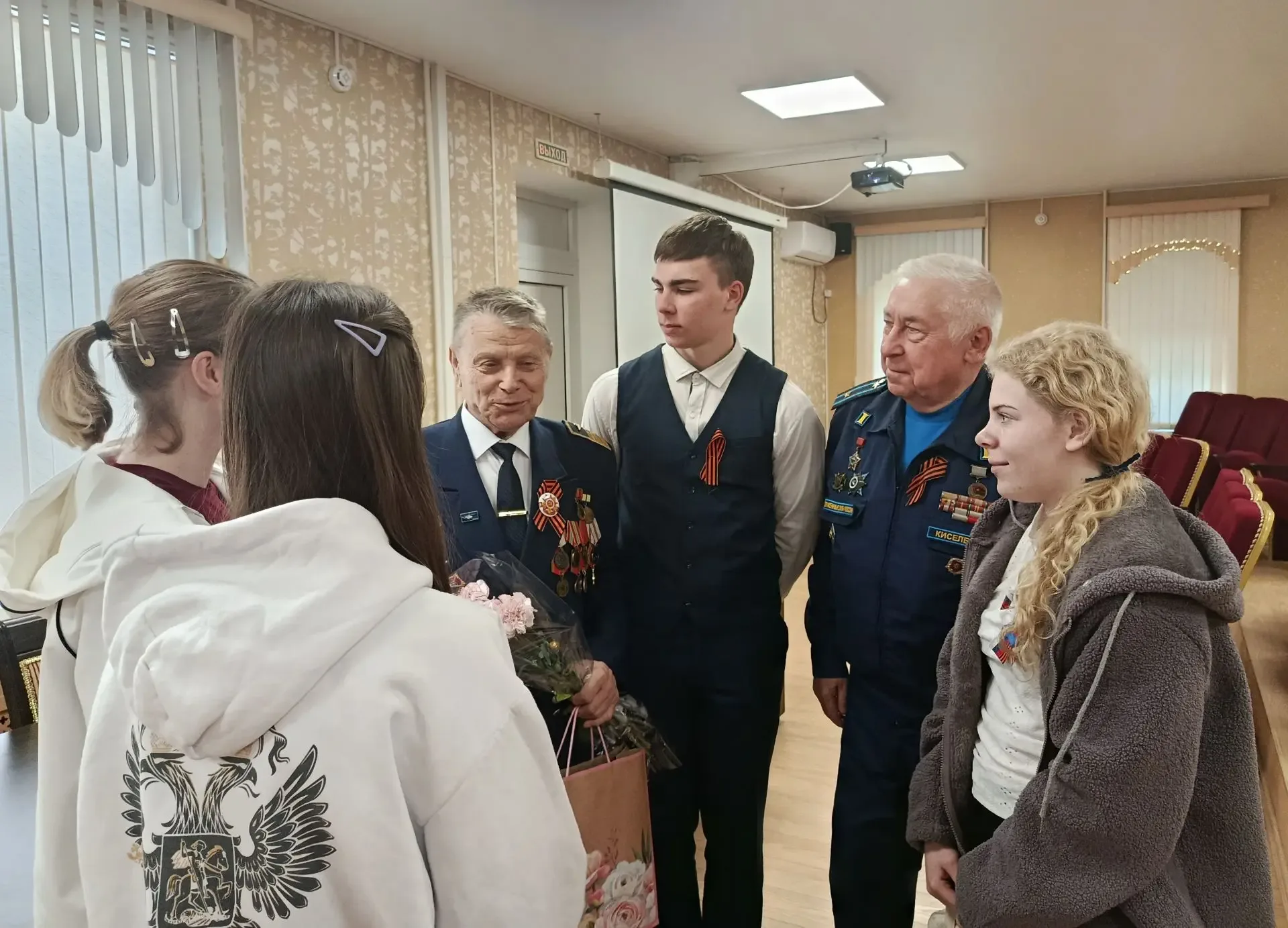 🎖 Ко Дню Победы по всей стране прошли памятные встречи с ветеранами Великой Отечественной войны. Так