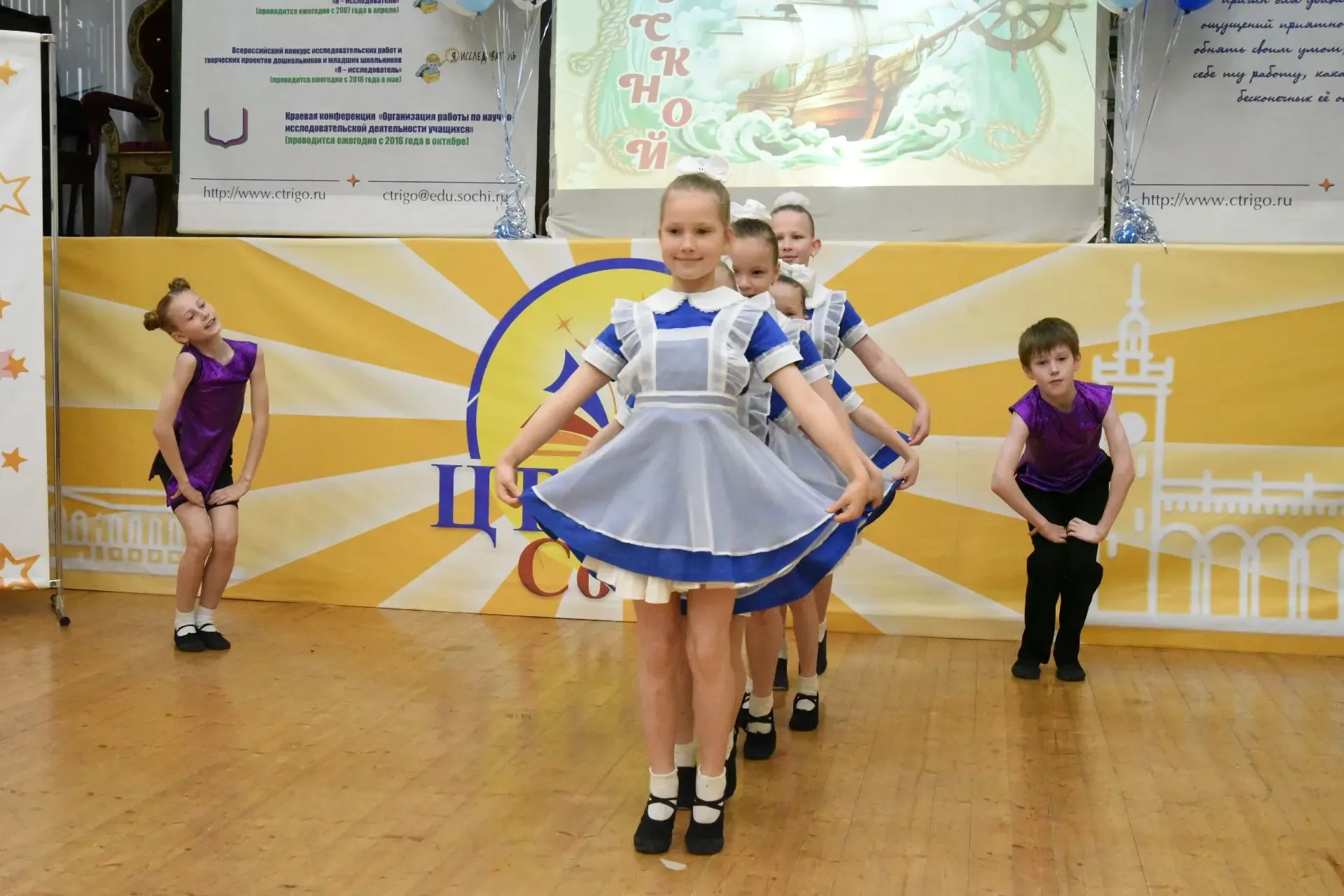 Выпускной в подготовительной группе: Путешествие на судне «Детство»   Торжественный выпускной праздн