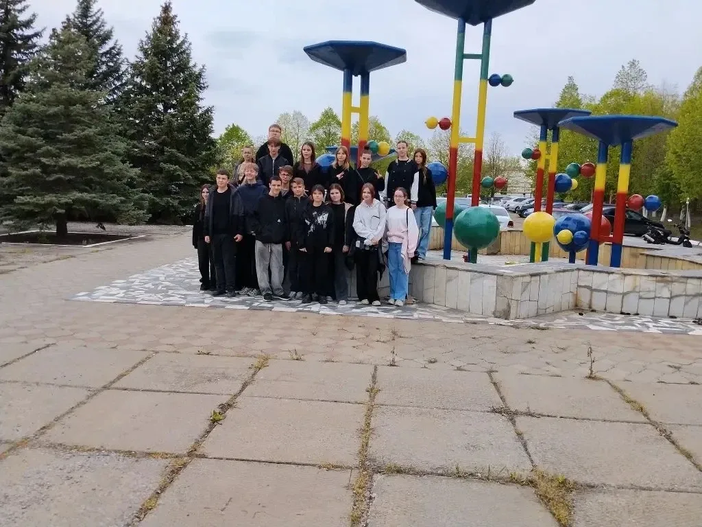 30.04.2026 г. 8 Б и 8 Г классы в рамках проекта "Билет в будущее" побывали в Каневском заводе газово