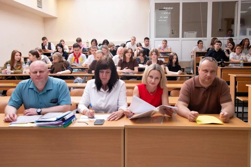 Подведены итоги программы профессионального обучения «Вожатый»  С апреля по май 2026 года на базе фа