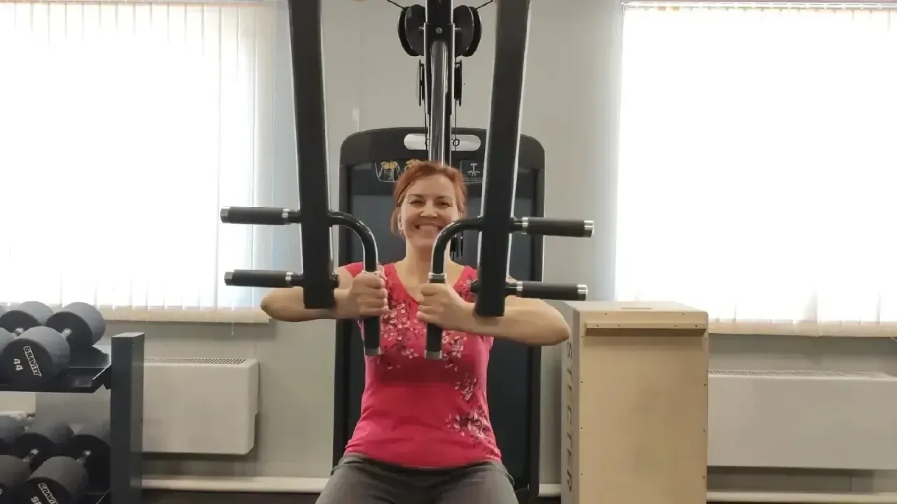 Специалисты департамента гражданской защиты и пожарной безопасности ЯНАО, а также пожарные и спасате