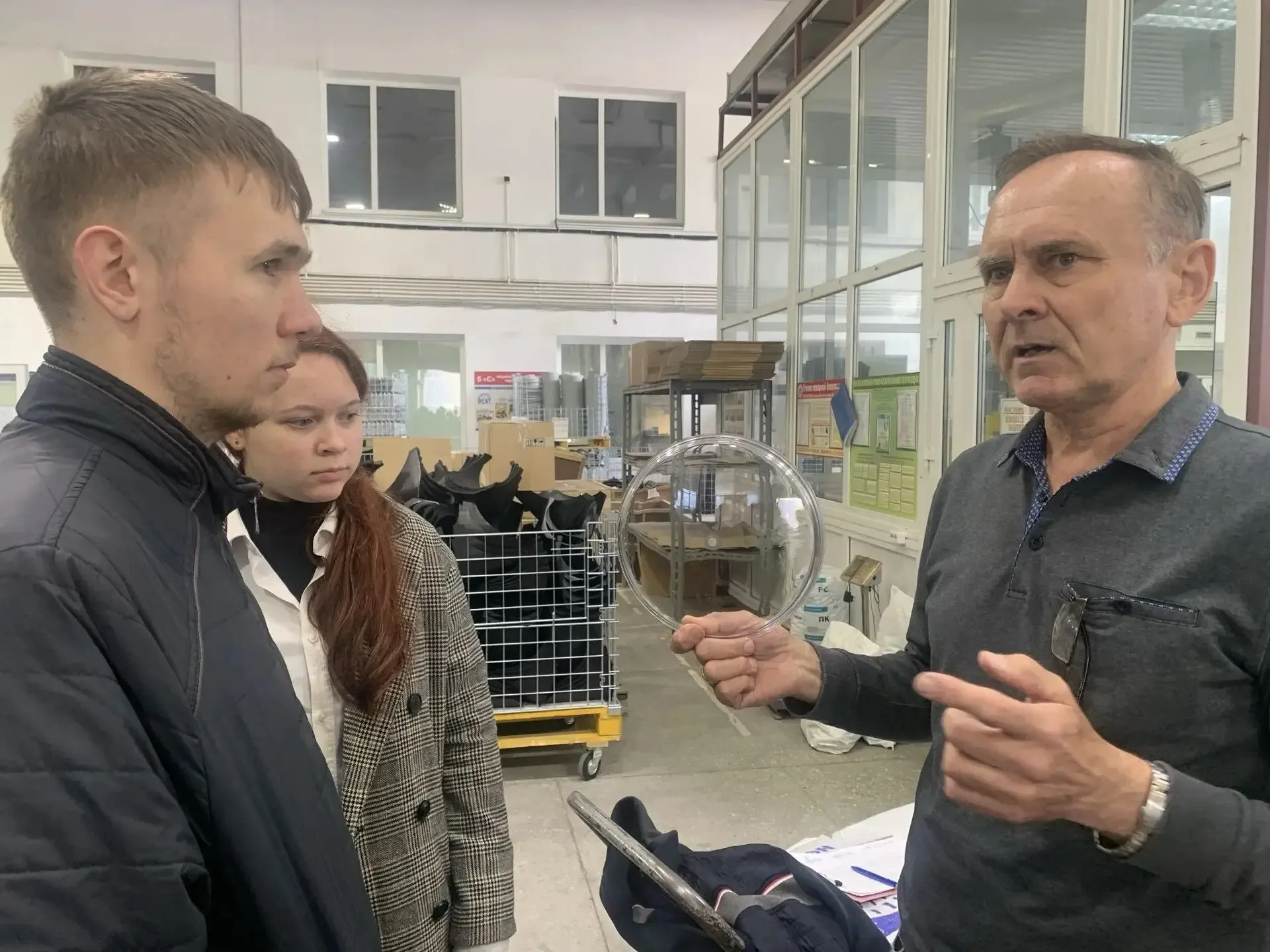 В гости к будущему: школьники Армавира заглянули за кулисы высокотехнологичного производства.   5 ма