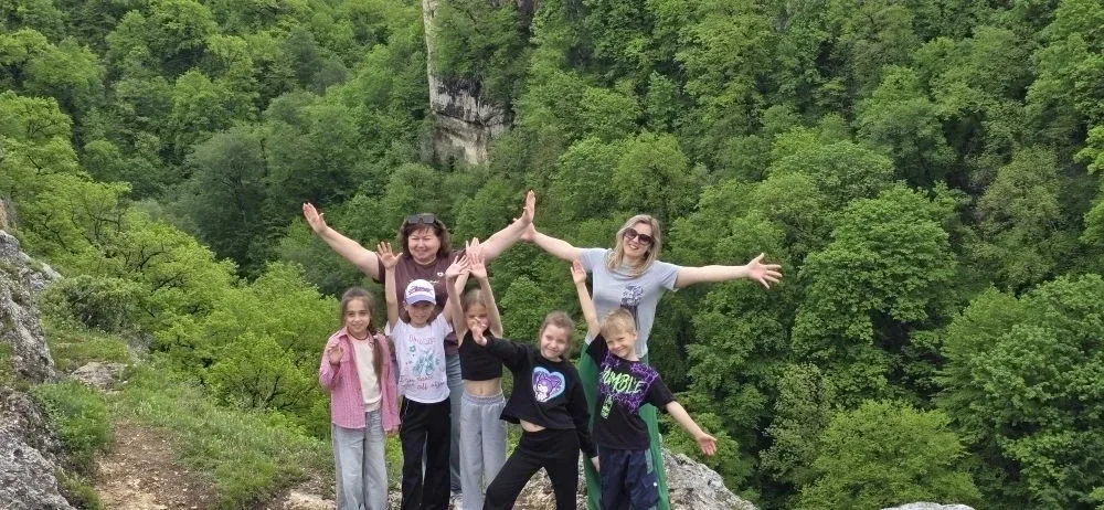 16 и 17мая "Орлята России" 🦅🇷🇺  2 - б класса со своим учителем Котовой Натальей Васильевной и родите
