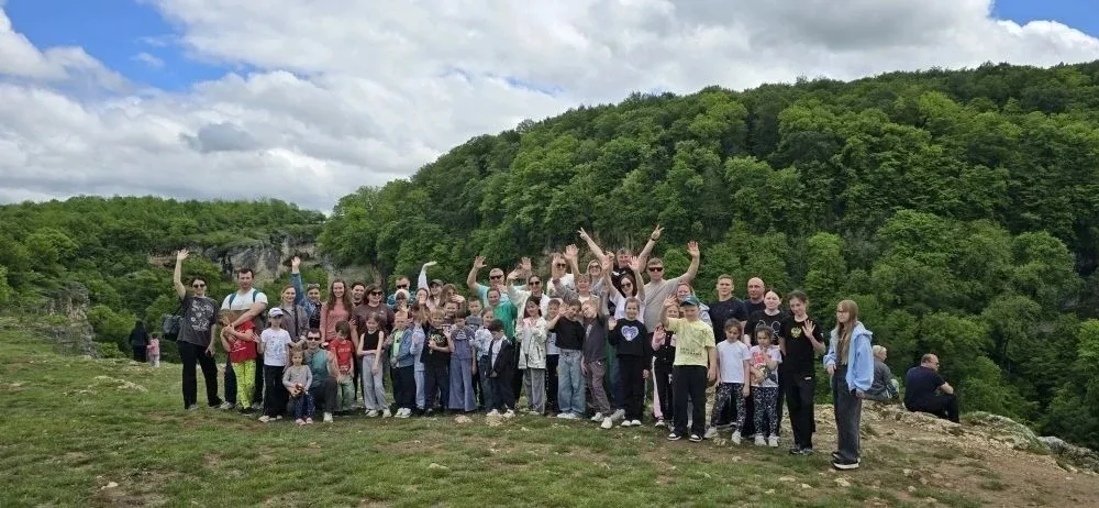 16 и 17мая "Орлята России" 🦅🇷🇺  2 - б класса со своим учителем Котовой Натальей Васильевной и родите